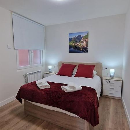 Apartamento Aires De Tineo 奥维耶多 外观 照片